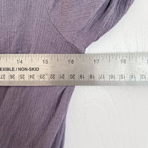 Umgee Romper Slate Grey Vneck Lace Trim Tassel Tie Size Small Boho Girly Lacey - Picture 5 of 7